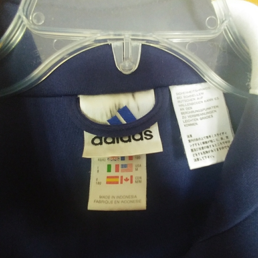 Adidas jacket - Picture 3 of 4